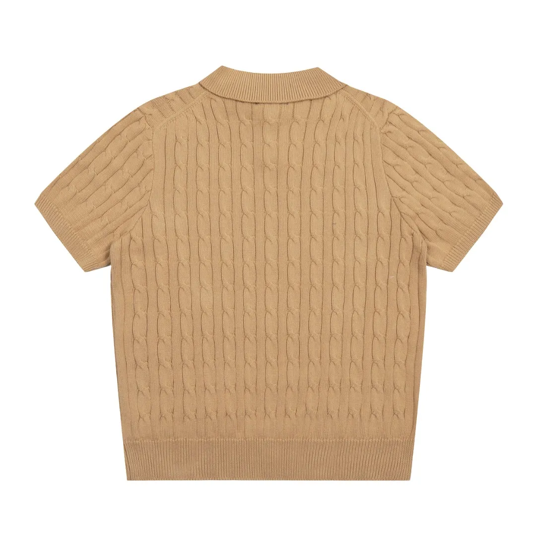 🅿️186 "Top quality" Style number: DS062# (not off the shelves all year round) [Ralph Lauren men's POLO lapel solid color pony embroidered logo knitted short sleeves] ✅Ralph Lauren Ralph Lauren classic basic lapel POLO men's all-season knitted short sleeves ✅Main supplier platform live broadcast Wholesale entity Replacement when out of stock Not off the shelf ✅ZP quality 1:1 version Scan the code to enter the GF website Counter quality ✅Details and quality are the only one in Guangzhou. Imported quality cotton yarn, focusing on high-end, cost-effective. Needless to say good quality. ✅The version restores the original version. The maximum size can be worn up to 200 pounds. Loose, comfortable and stress-free. ✅The upper body is simple and easy to match. A must-have for men. Good-looking clothes are never picky. A must-have for men's wardrobe. Size: S-XL. Color: Black, White, Gray, Khaki, Navy Blue, Gentleman's Lake Blue.